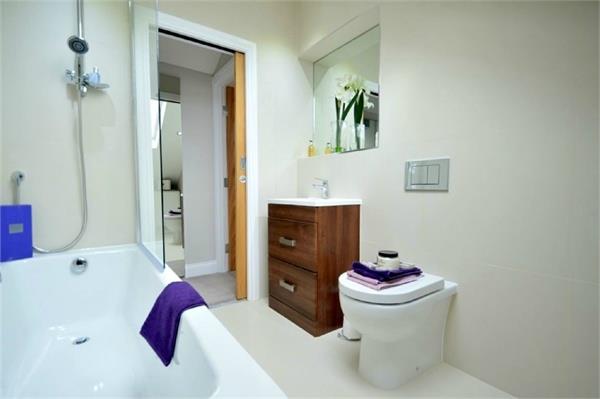 Wavertree Court, Mill Hill, NW7, Mill Hill